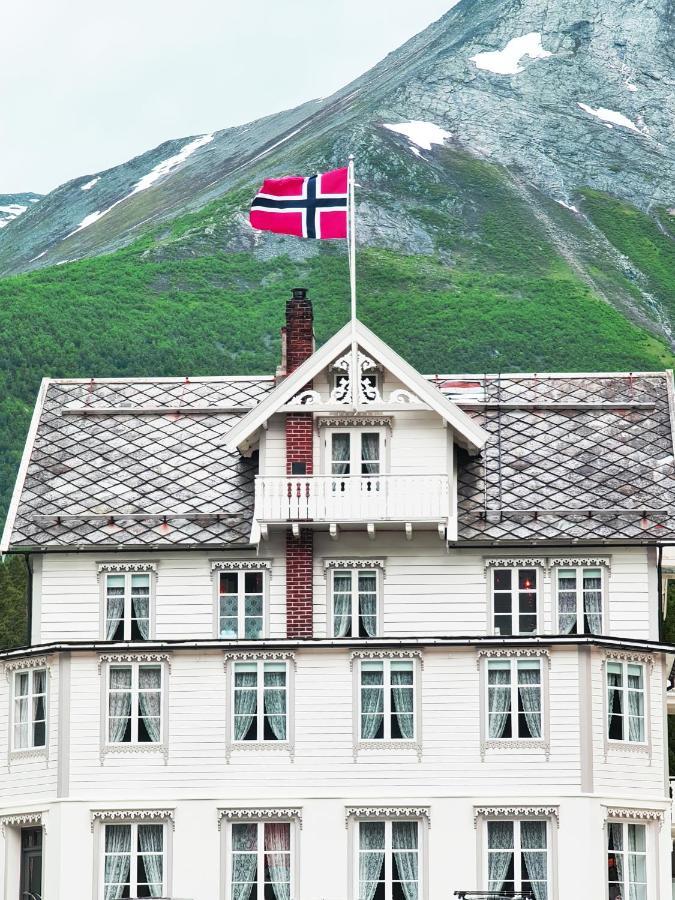 Sylte Hotell, Valldal Exteriér fotografie